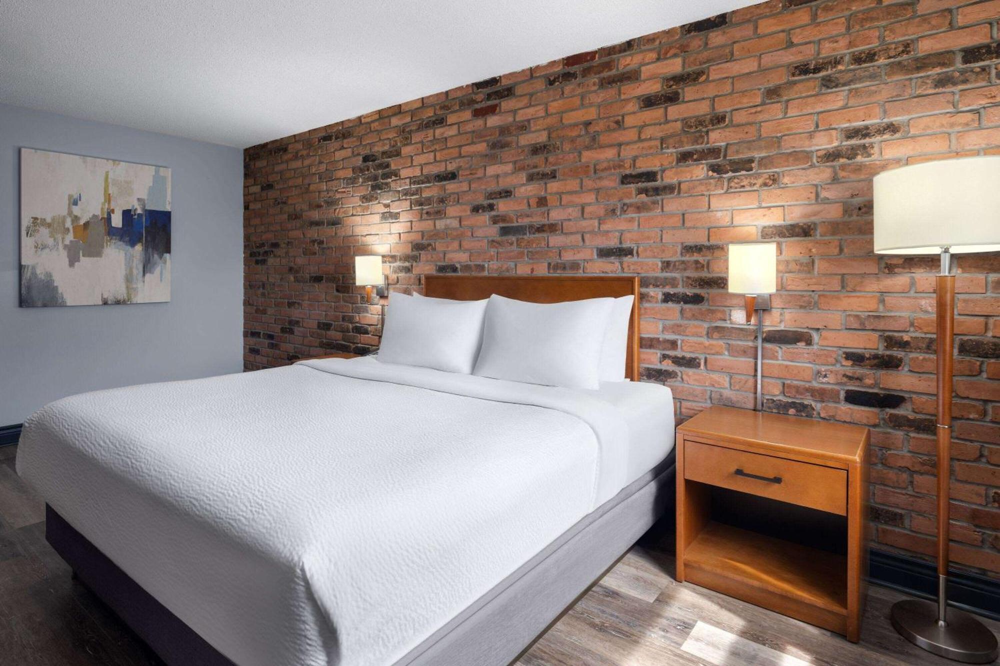 Travelodge By Wyndham 2* Barrie