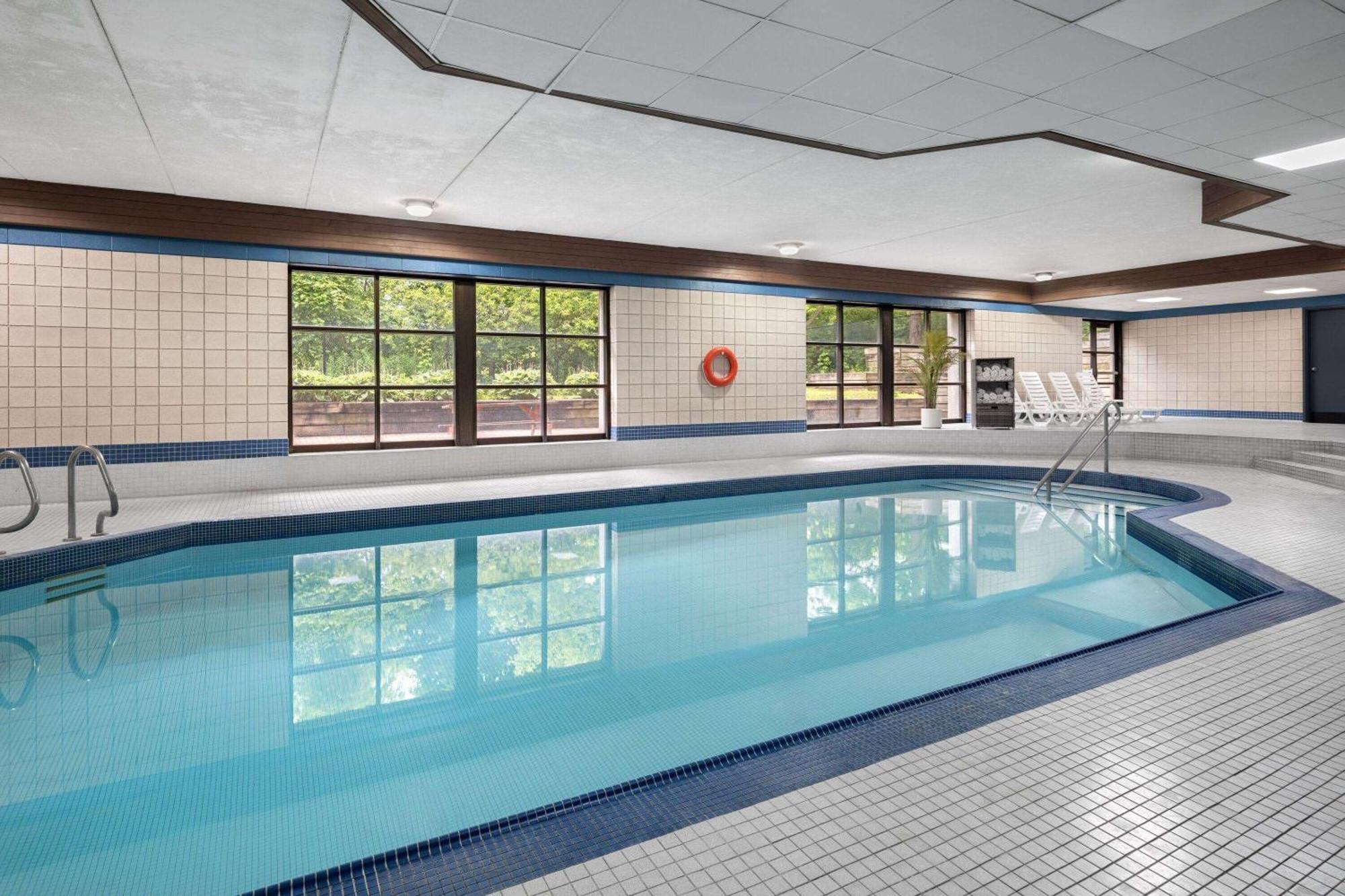 Travelodge By Wyndham 2* Barrie